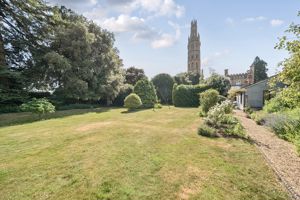 Photo 25- click for photo gallery